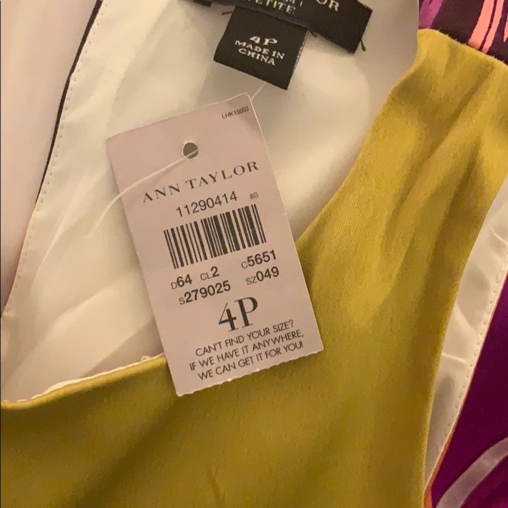 Color block - Picture 4 of 4